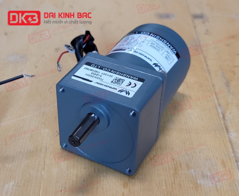 Motor giảm tốc mini Wanshsin 15W 70YS15WGV22   70GK-200-H