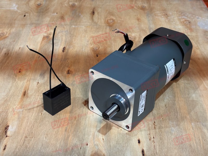 Motor-giam-toc-mini-180W%20100YS180WGV22%20%2B%20100GF-180-H.JPG