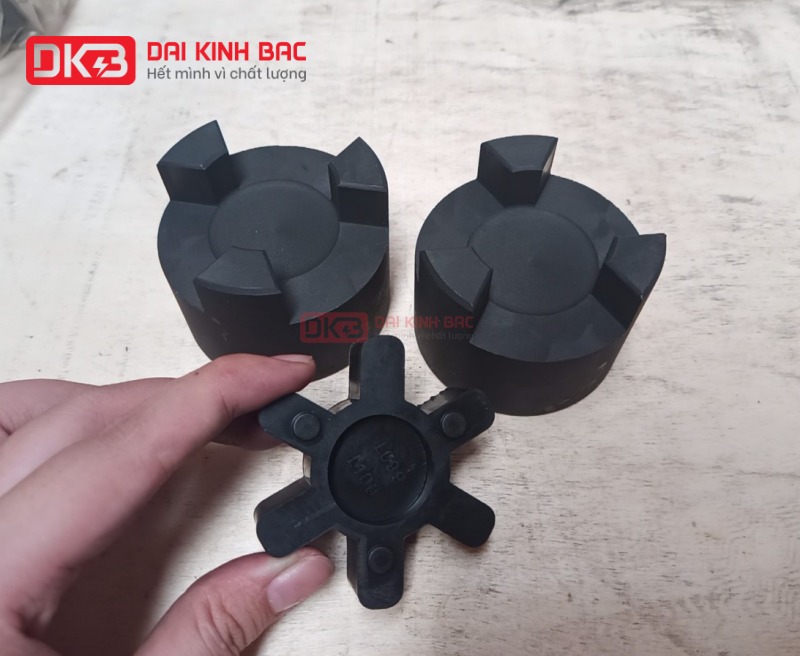 ảnh khớp nối gang Jaw tại kho