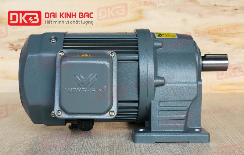 motor-giam-toc-chan-de-Wanshsin-GH28-750W-20S-