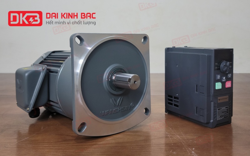 motor-giam-toc-mat-bich-Wanshsin-GV18-200W-3S-