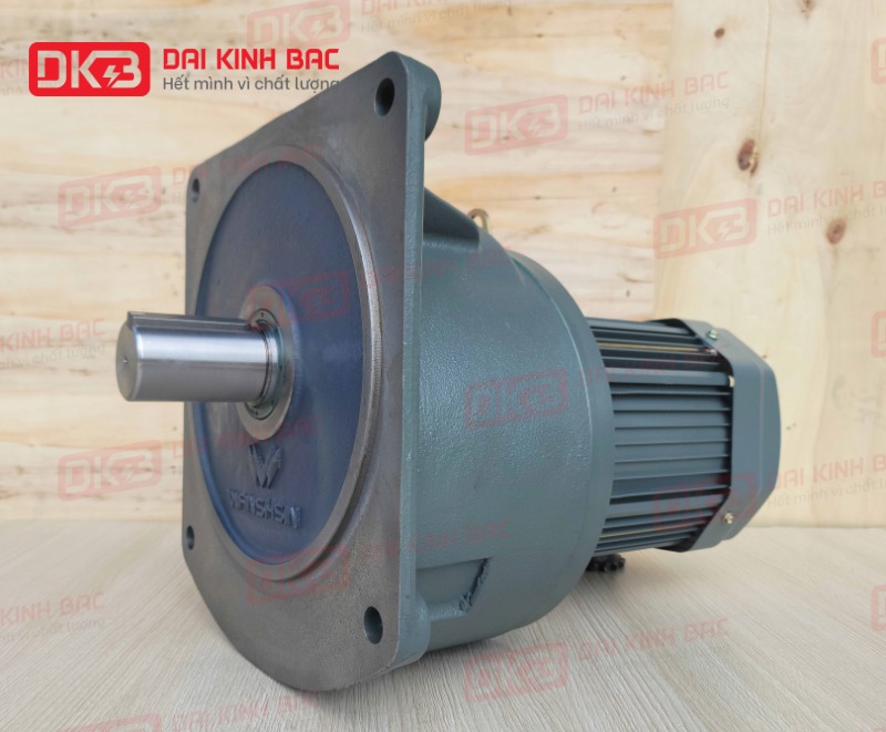 motor-giam-toc-mat-bich-Wanshsin-GV40-3700W-15S-