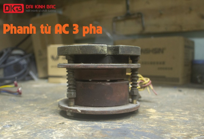 Phanh từ 3 pha