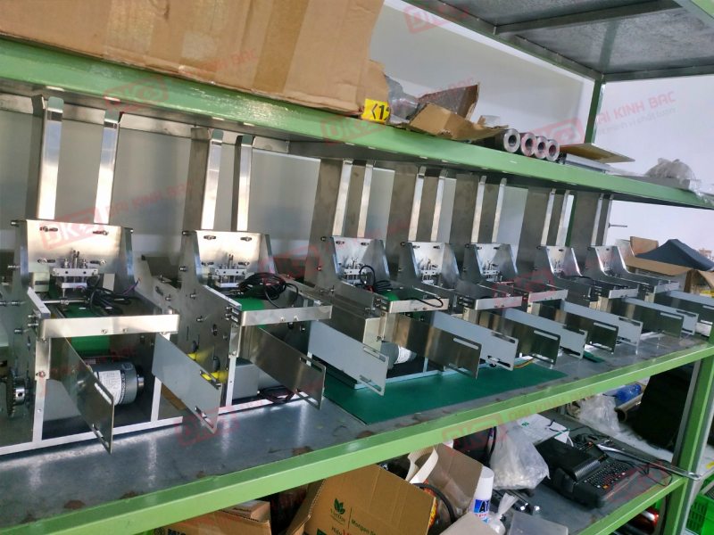 ung-dung-Motor-giam-toc-mini-6w 60YS06WGV22 + 60GK-90-H