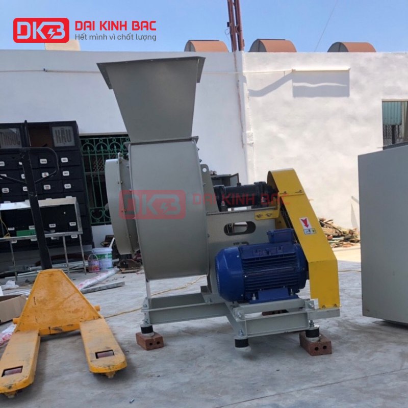 ung-dung-motor-dien-3-pha-30KW- 40HP -2p-2-cuc-hyosung-han-quoc