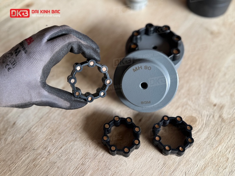 KHỚP NỐI MH DÙNG TRONG MÁY BƠM – CHỐNG LỆCH TRỤC HIỆU QUẢ
