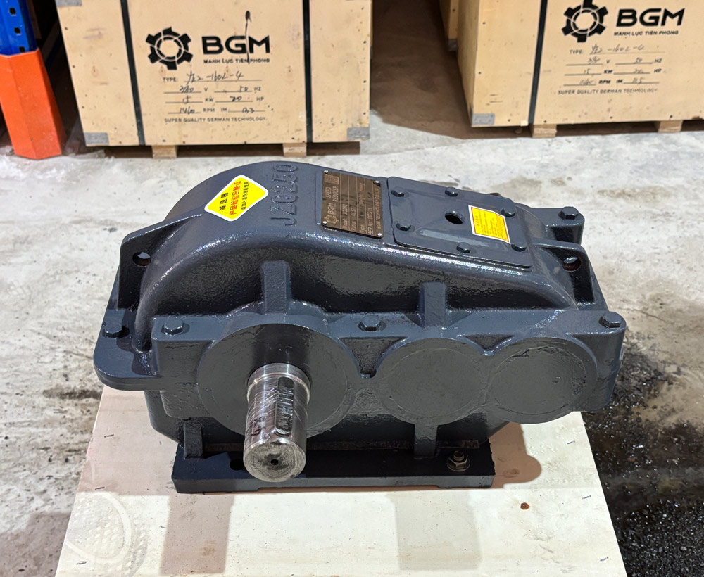 Hộp giảm tốc ZQ 250