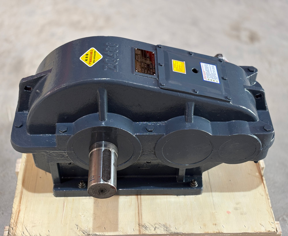 Hộp giảm tốc ZQ 400