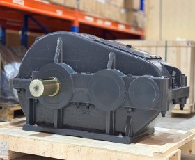 Hộp giảm tốc ZQ 750